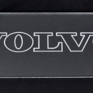 PLACA TG METACRILATO VOLVO 50X11 CM