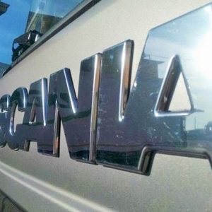 EMBELLECEDOR LETRAS SCANIA S-R RELIEVE